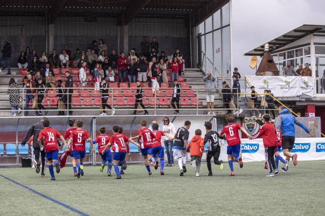 El Pabell N Se Consagra En El Torneo Alev N Concello De Carballo