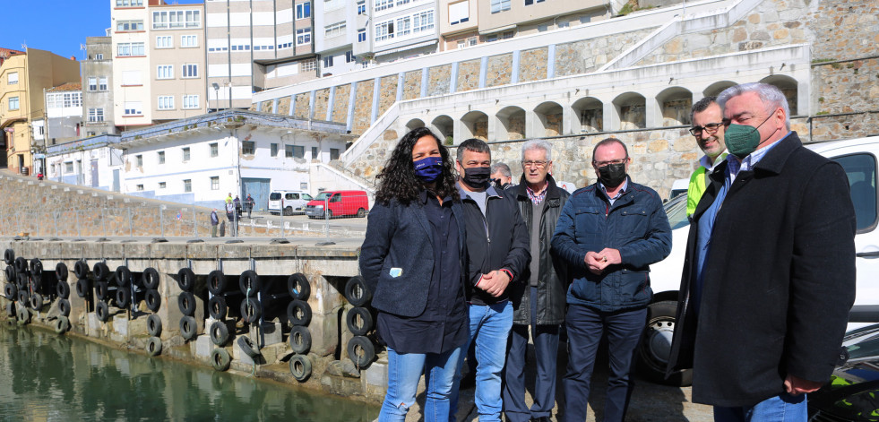 Abre al tráfico el puente de acceso al puerto de Malpica