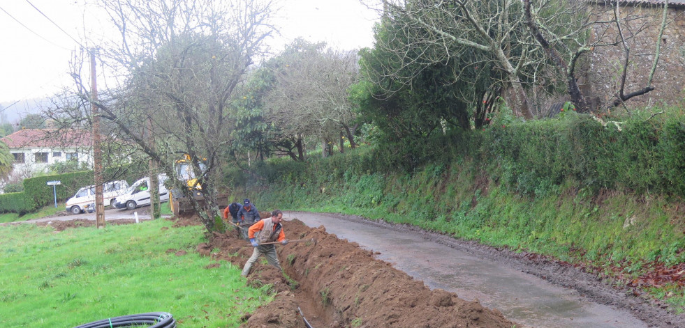 A Laracha reforzará el abastecimiento de agua en la parte alta de Cabovilaño