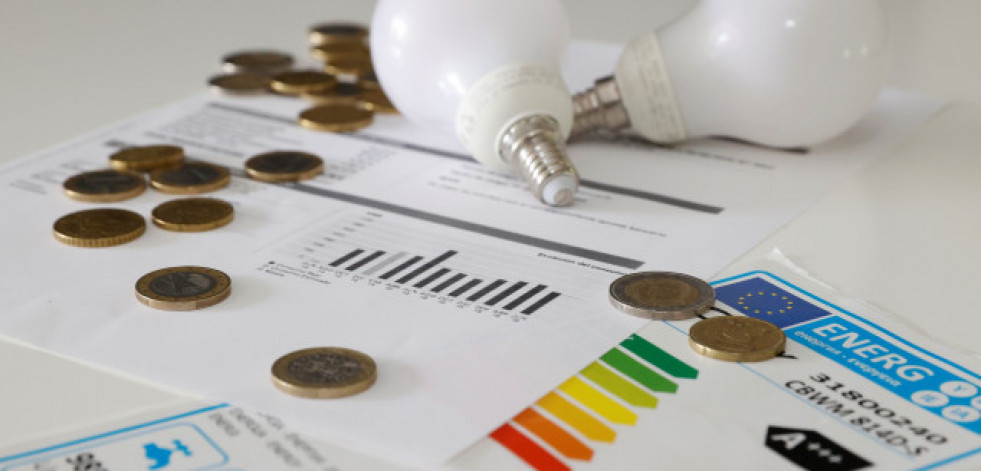 La luz costará casi cero euros durante cuatro horas este domingo