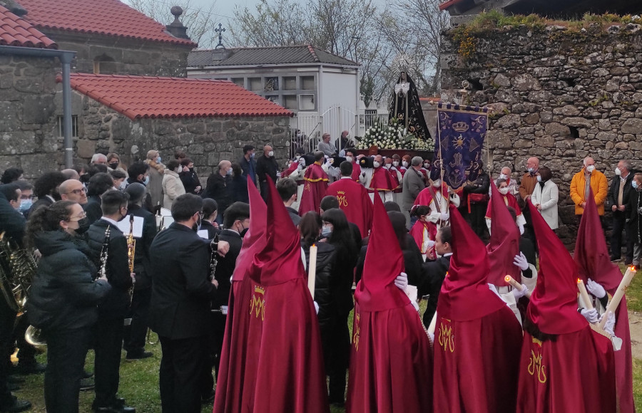 Las procesiones vuelven a Fisterra tras dos años sin Semana Santa