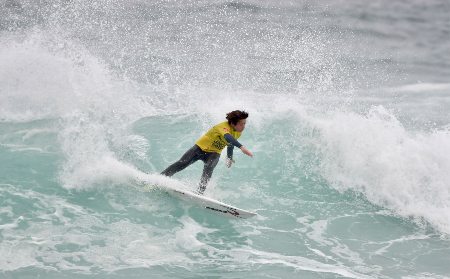 Razo acogió el estreno de la temporada del circuito Rip Curl de surf