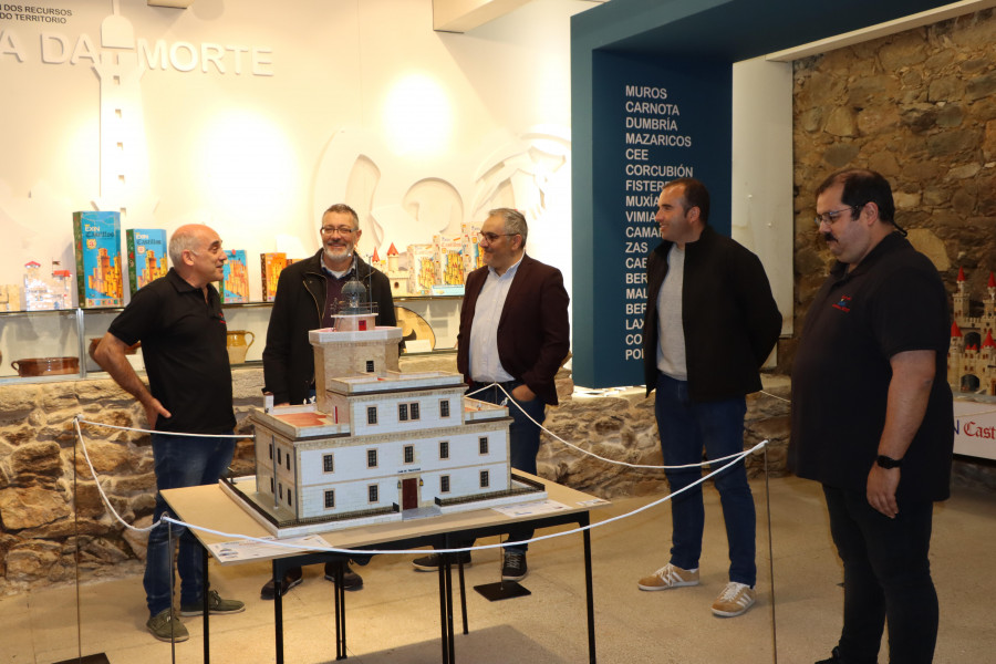 La exposición de maquetas en las Torres do Allo de Zas estará abierta hasta septiembre