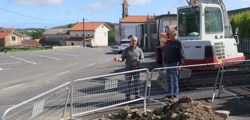 A Laracha pone en marcha las obras de abastecimiento en la zona alta de Cabovilaño