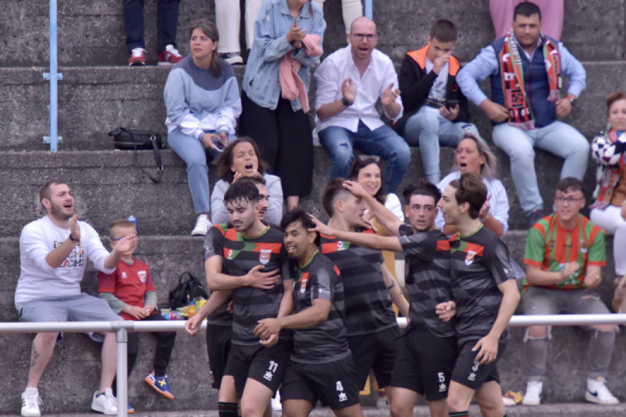 Laracha-Club do Mar: Final inédita en Riazor