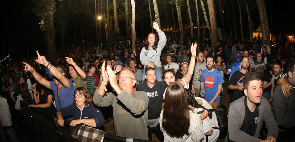 El humorista Roi da Costa presentará este fin de semana la 37ª Festa da Carballeira