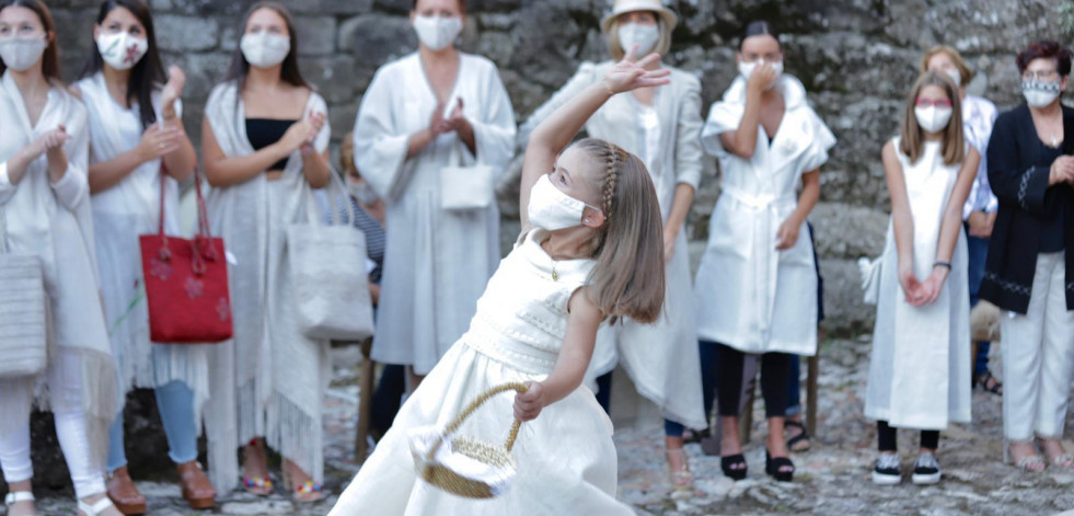 Desfile de liño, el sábado en el castillo de Vimianzo