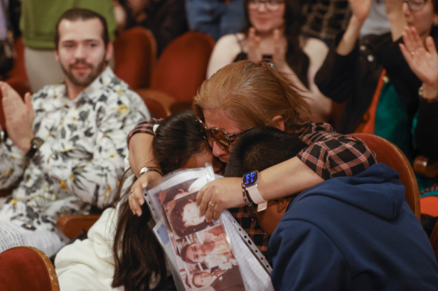 Una mujer del público del Teatro Real gana el Gordo