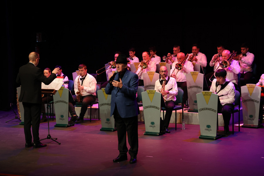 Carballo canta y muestra su amor por San Valentín