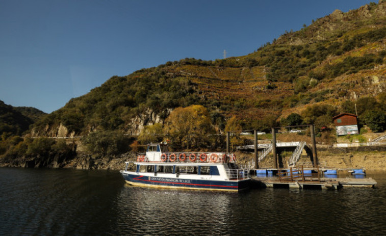 Abre la reserva para las rutas en catamarán por la Ribeira Sacra