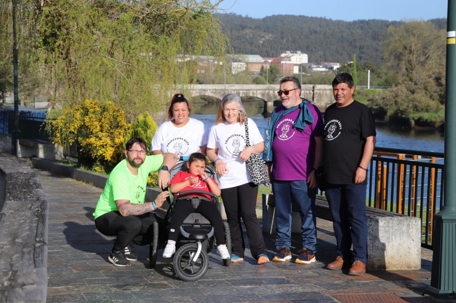 Más de un centenar de voluntarios se suman al evento solidario Princesas Rett de Ponteceso