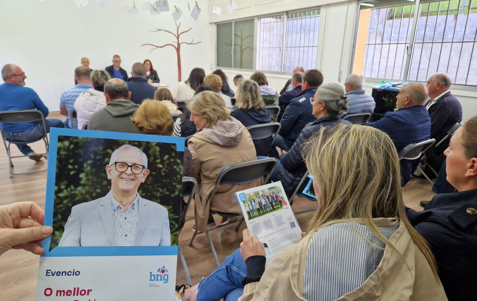 El BNG carballés inicia la campaña electoral en Goiáns