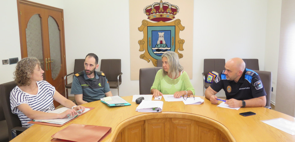 Nueva reunión de trabajo de la mesa policial contra la violencia de género de A Laracha