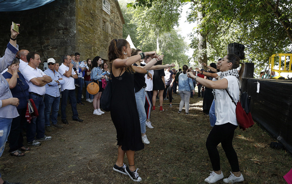 La Foliada Farrapeira anticipa las fiestas de San Fins do Castro