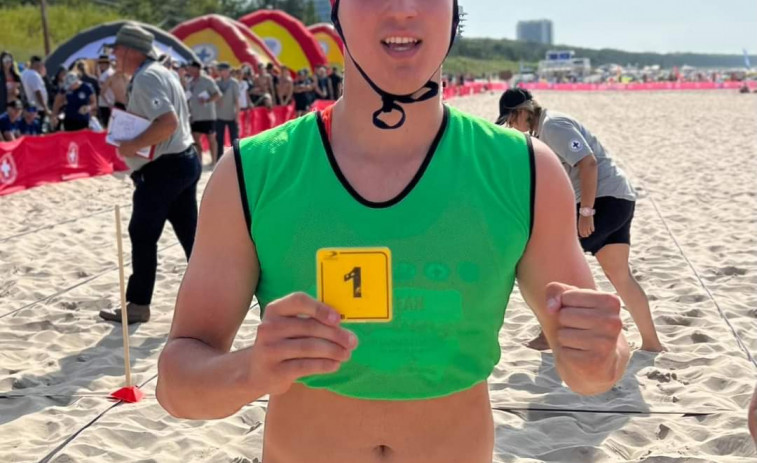 El carballés Gabriel Rodríguez Colferai, campeón de Europa en la prueba de sprint playa