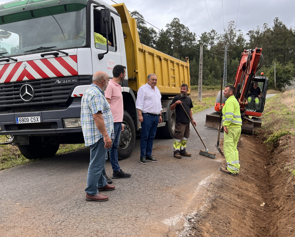 2023.08.25.  Obras saneamento en Erboedo