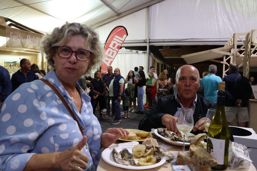 Comienza la Festa da Pataca con una multitudinaria sardiñada