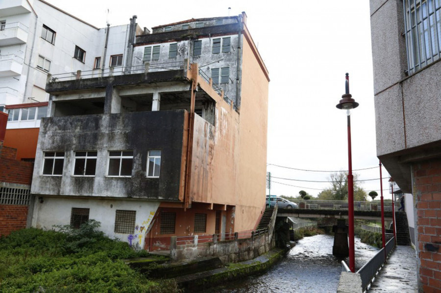 Adjudicadas por 1,5 millones las obras en la calle Sol de Carballo para reducir el riesgo de inundaciones