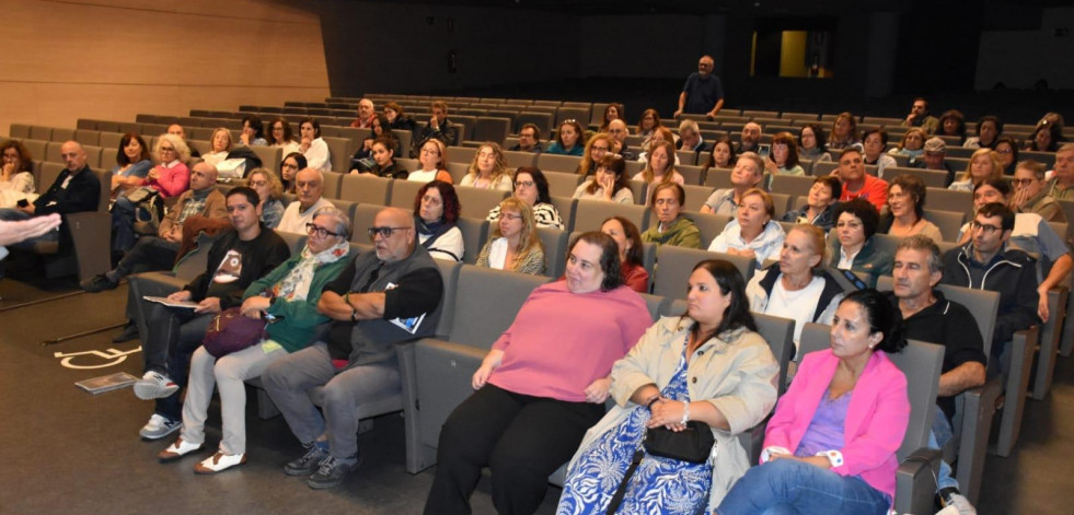 Setenta docentes, por los espacios vitales de Miro Villar