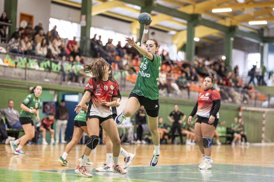 El Xiria femenino recibe al Balonmán Cangas en el Vila de Noia