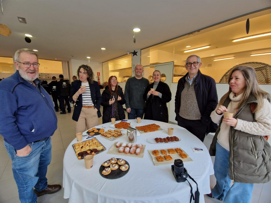 Cincuenta carballeses se forman en cocina, soldadura y atención sociosanitaria