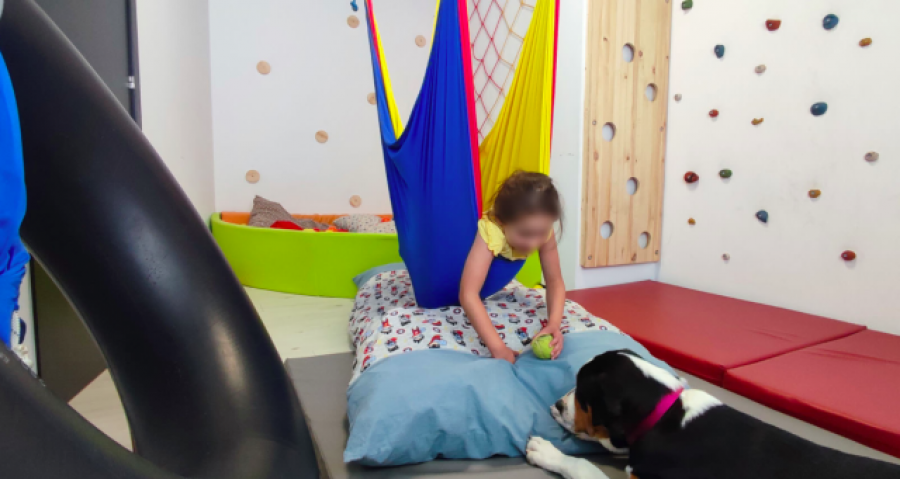 Centro Hitos: terapia infantil innovadora para el desarrollo sensoriomotor de los niños en Perillo