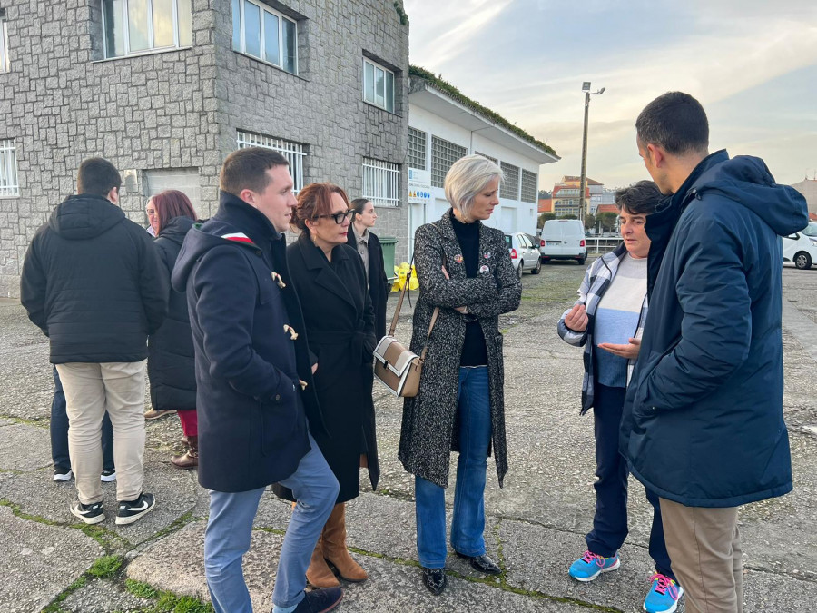 El PSdeG compromete en Camariñas ayudas directas al sector marisquero