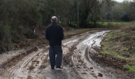 Quejas por el estado de un desvío peatonal entre la Vila de Negreira y la calle Verdillo