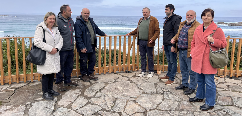 El CIS Madeira destaca la renovación de los elementos de seguridad en el paseo de Caión