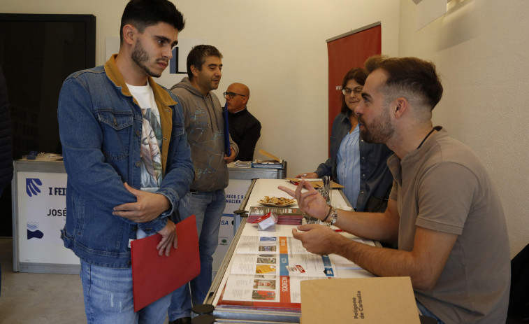 Una veintena de empresas y centros de formación se darán cita en la feria de empleo de Bértoa