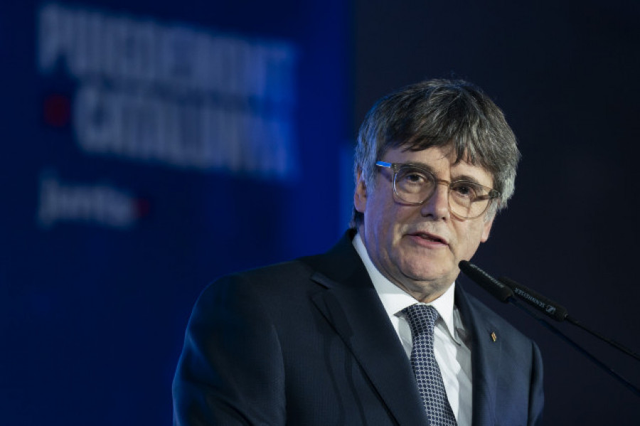 Muere la madre de Carles Puigdemont, que suspende su agenda de este lunes