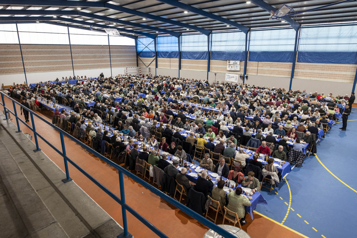 Festa dos maiores Zas 44