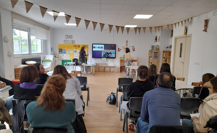 Formación sobre maltrato en la infancia y en la adolescencia, en el CEIP Otero Pedrayo