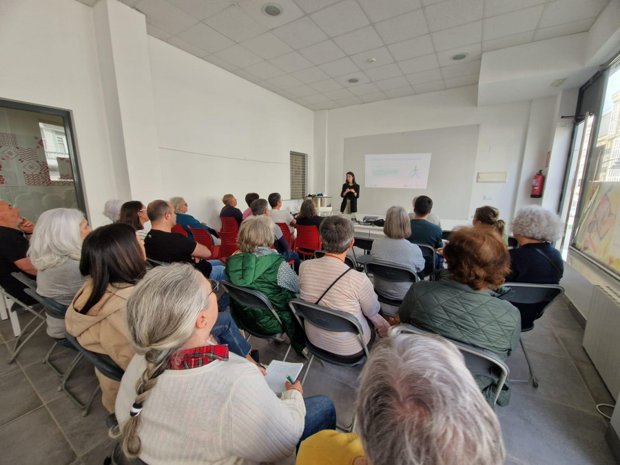 El programa Apego en igualdade aborda el acoso escolar en Carballo