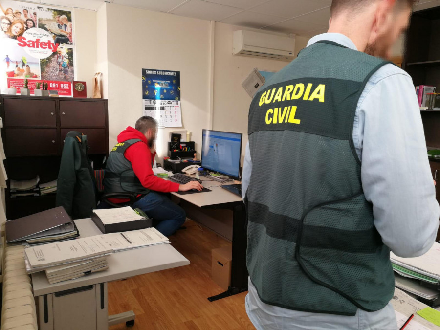 Aumentan los delitos informáticos en Carballo con 27 denuncias cada mes