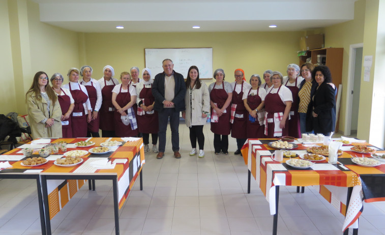 Dieciséis personas participaron en la acción formativa de cocina del PIE de A Laracha