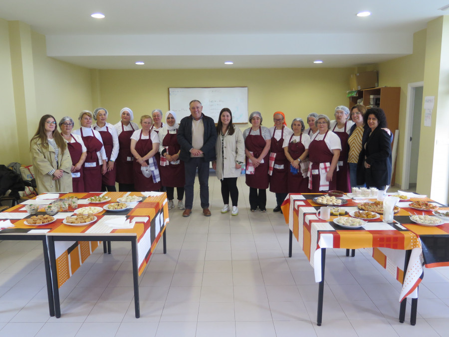 Dieciséis personas participaron en la acción formativa de cocina del PIE de A Laracha