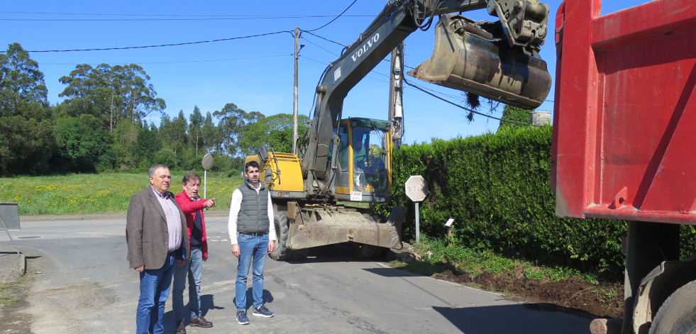 En marcha las obras de mejora en la vía que une el Iglexario de Golmar y San Pantaión