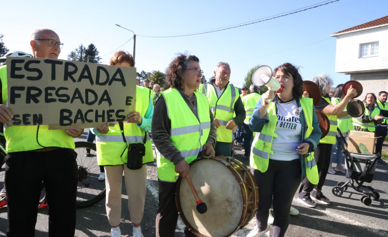 Malestar entre los vecinos de Xoane por la propuesta de mínimos de la Xunta respecto a la AC-414