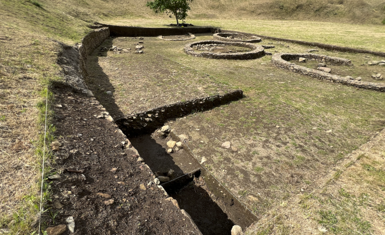 Vuelven las excavaciones al castro das Barreiras en Vimianzo