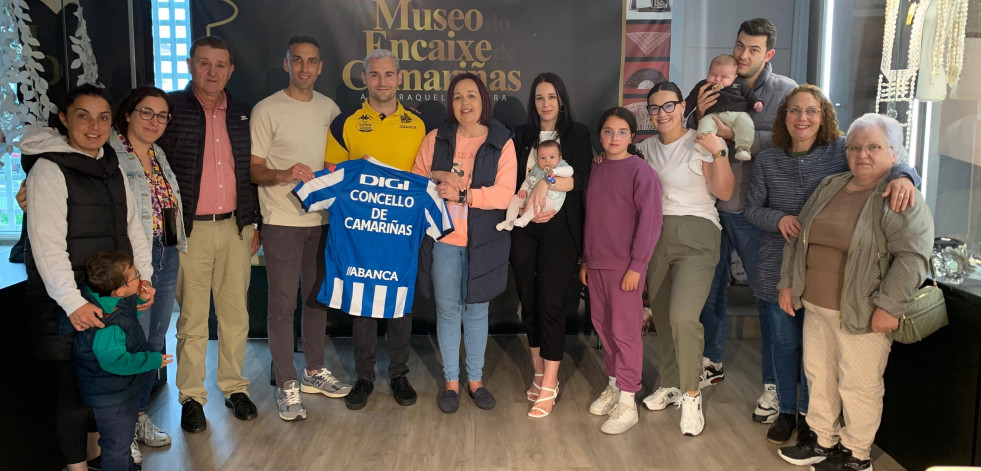 Recepción al camariñán Álex Canosa, del Deportivo