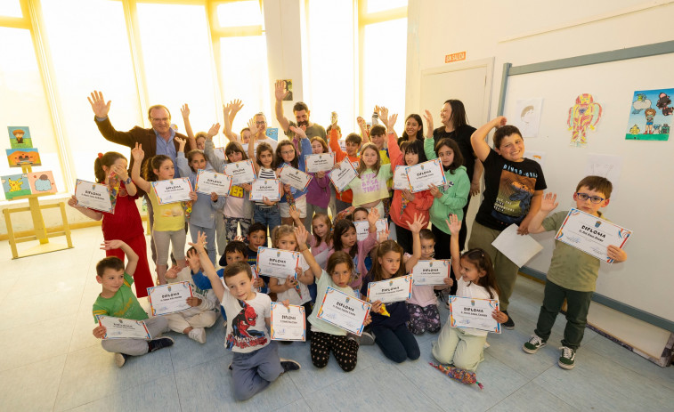 Malpica clausura el obradoiro de arte infantil