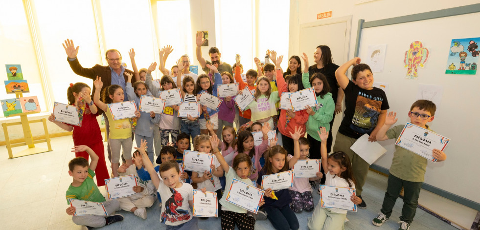 Malpica clausura el obradoiro de arte infantil