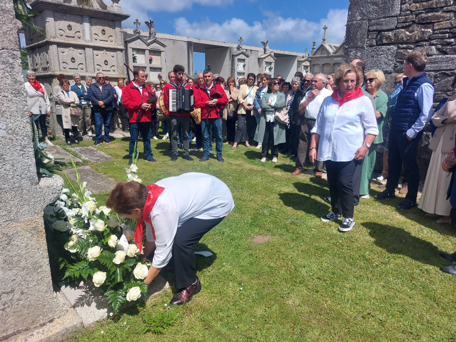 Merecido y concurrido homenaje póstumo en Nantón a Carmen García Martínez