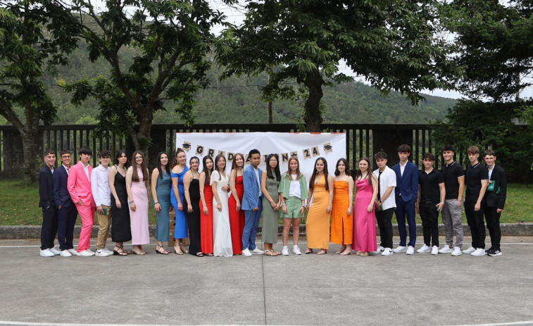 Graduación de 4º de ESO en el IES Terra de Soneira de Vimianzo