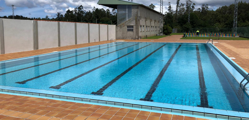 Las piscinas municipales de Baio y Zas abren el domingo al público para la temporada estival