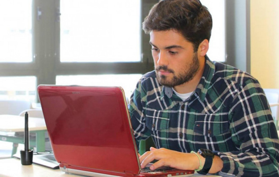 FP a distancia en el Liceo La Paz: flexibilidad y calidad al alcance de todos