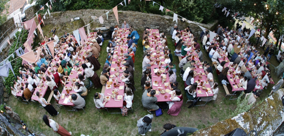 La Cea Medieval da paso al gran día del Asalto ao Castelo en Vimianzo