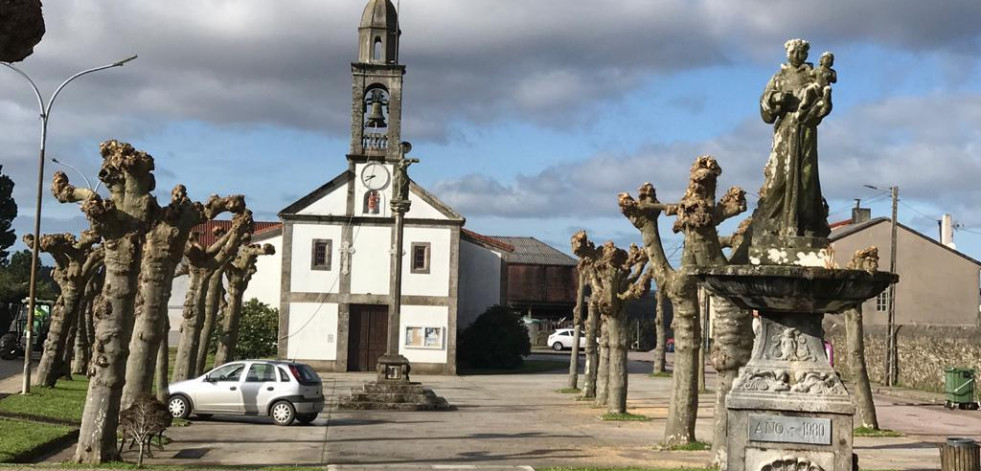 Infraestruturas y Concello humanizarán tres plazas de Coristanco