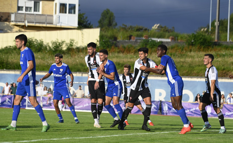 El Bergantiños gana el Trofeo Narón al imponerse al Racing de Ferrol en los penaltis